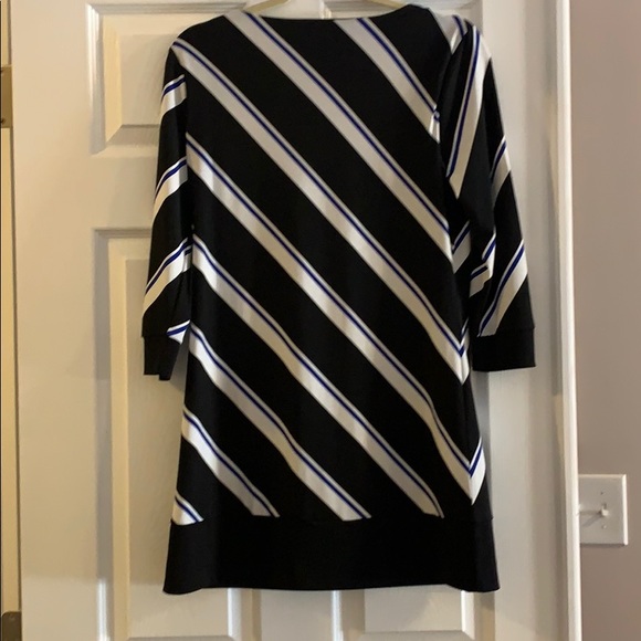 White House Black Market Size Small - Picture 6 of 6